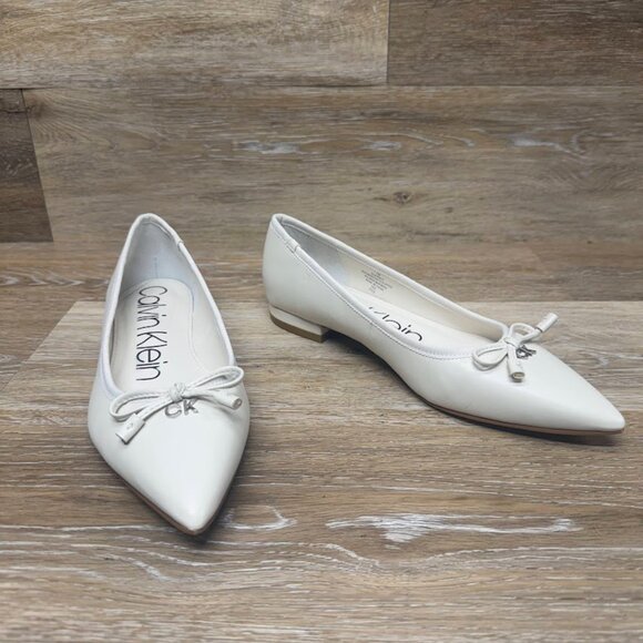 Calvin Klein Kirra Bow Bone Pointed Toe Low Heel Shoes Women's Size 7 - Picture 6 of 7